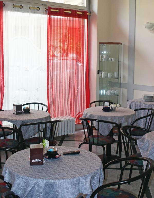 Domus Hotel Alessandria Luaran gambar