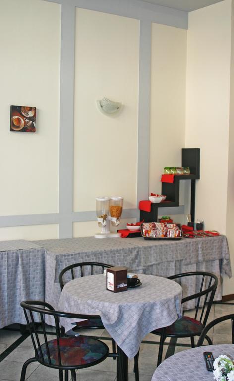 Domus Hotel Alessandria Luaran gambar