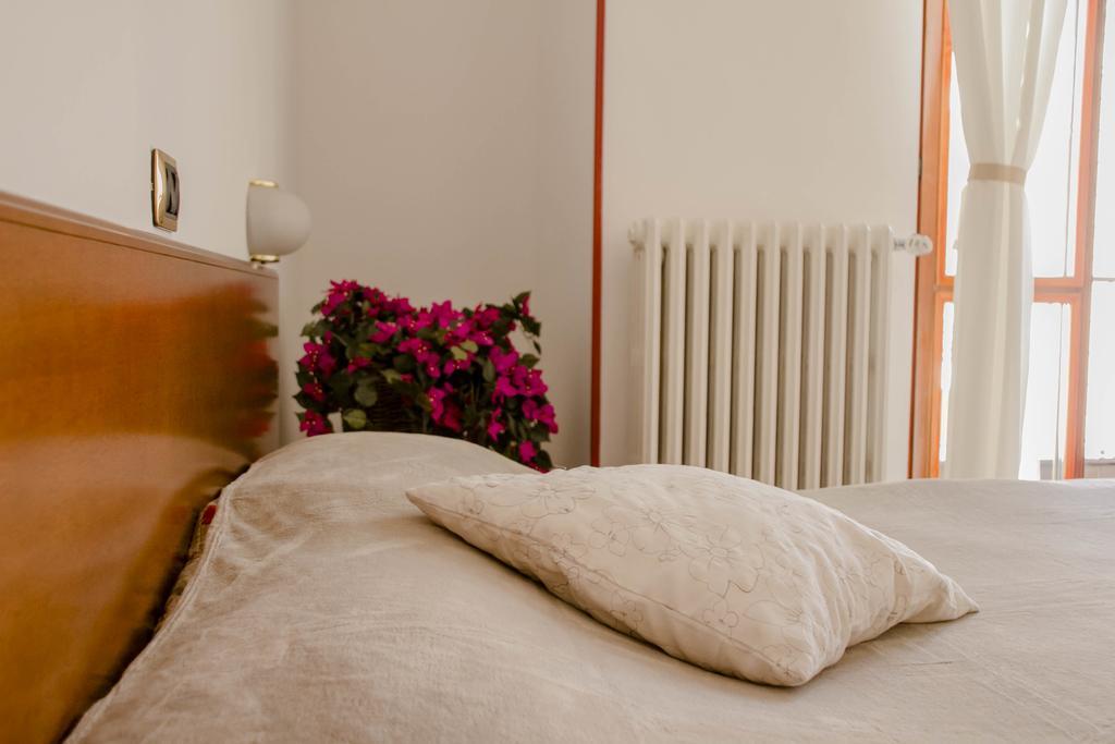 Domus Hotel Alessandria Luaran gambar