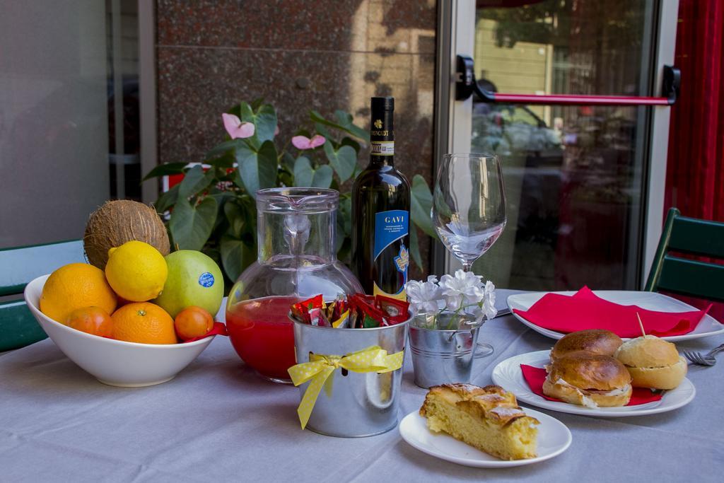 Domus Hotel Alessandria Luaran gambar