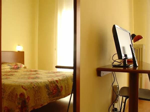 Domus Hotel Alessandria Luaran gambar